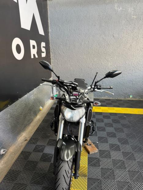 YAMAHA MT-09 Tracer GT 900 , Foto 2