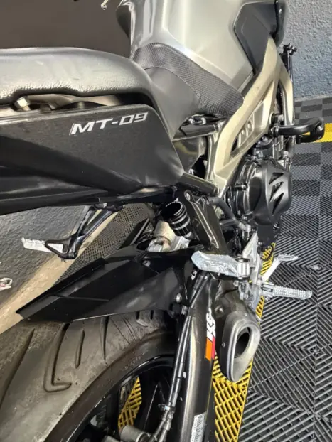 YAMAHA MT-09 Tracer GT 900 , Foto 11