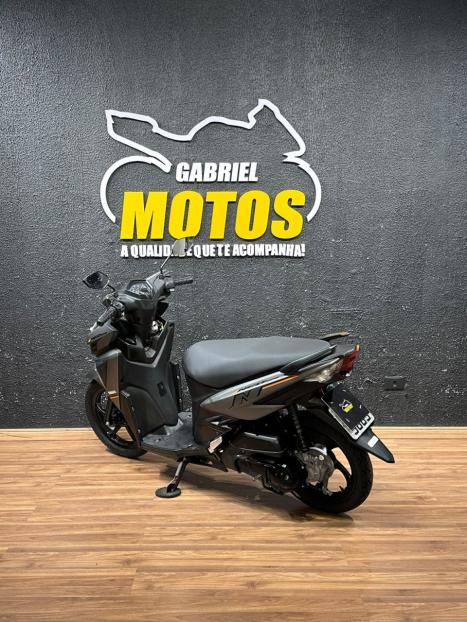 YAMAHA Neo UBS 125 , Foto 5