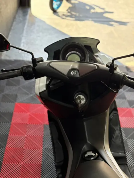 YAMAHA NMax 160 ABS, Foto 6