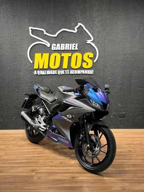 YAMAHA R 15 , Foto 3