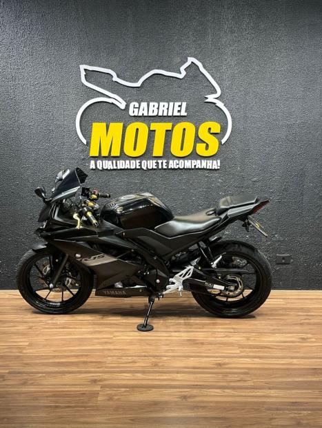 YAMAHA R 15 , Foto 2
