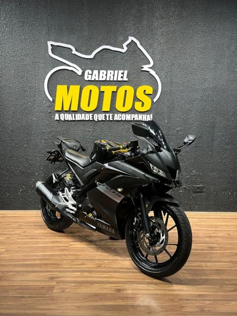 YAMAHA R 15 , Foto 3