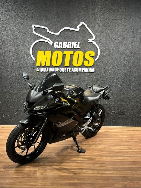 YAMAHA R 15 , Foto 4
