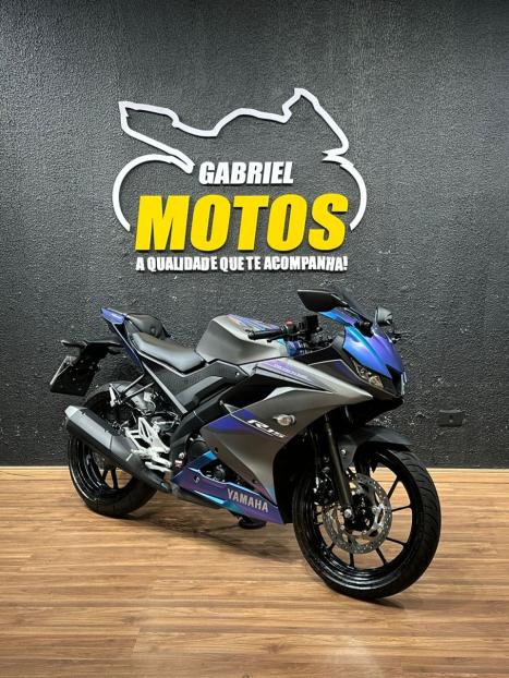YAMAHA R 15 , Foto 3