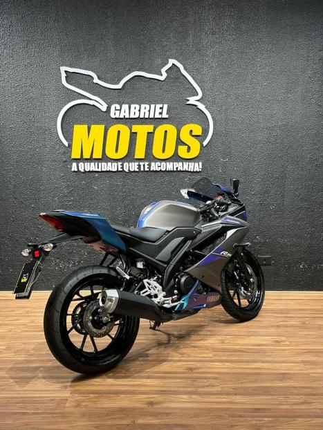 YAMAHA R 15 , Foto 6