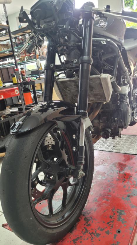 YAMAHA R 320 , Foto 3