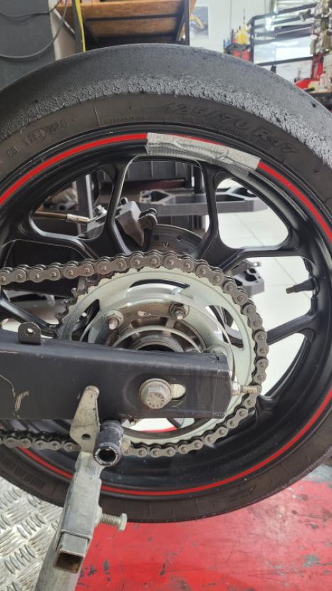 YAMAHA R 320 , Foto 8