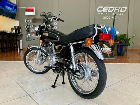 YAMAHA RX 180 cc, Foto 2