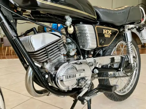 YAMAHA RX 180 cc, Foto 14