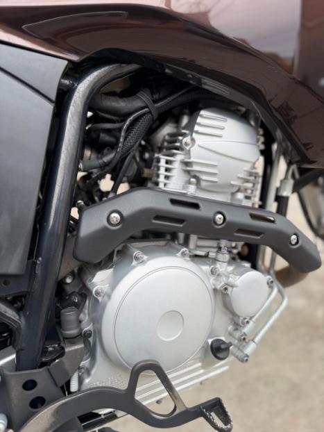 YAMAHA Tener� 250 XTZ, Foto 4
