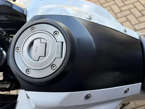 YAMAHA Tener� 250 XTZ, Foto 4