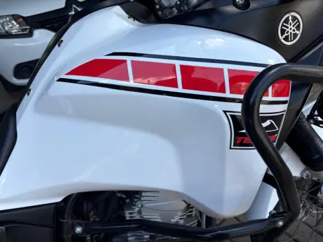 YAMAHA Tener� 250 XTZ, Foto 5