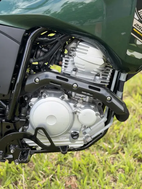 YAMAHA Tener� 250 XTZ, Foto 14