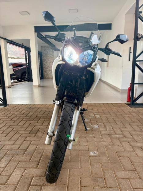 YAMAHA Tener� 250 XTZ, Foto 3