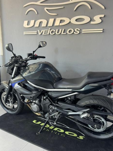 YAMAHA XJ6 600 F, Foto 2
