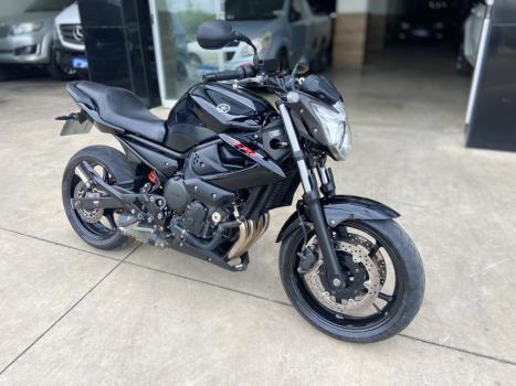 YAMAHA XJ6 600 N, Foto 1