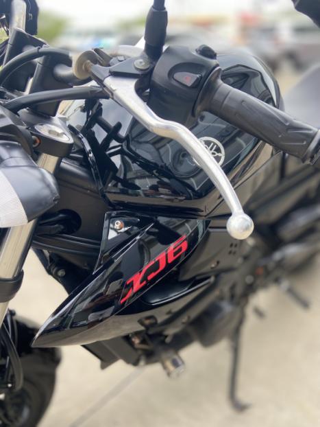 YAMAHA XJ6 600 N, Foto 2