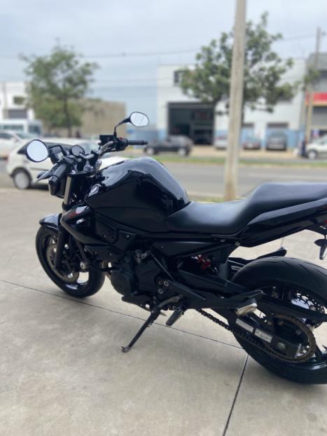 YAMAHA XJ6 600 N, Foto 4