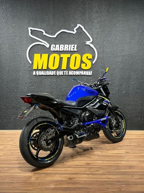 YAMAHA XJ6 600 N, Foto 5