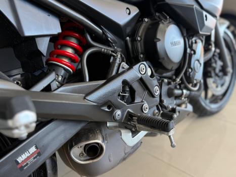 YAMAHA XJ6 600 N, Foto 11