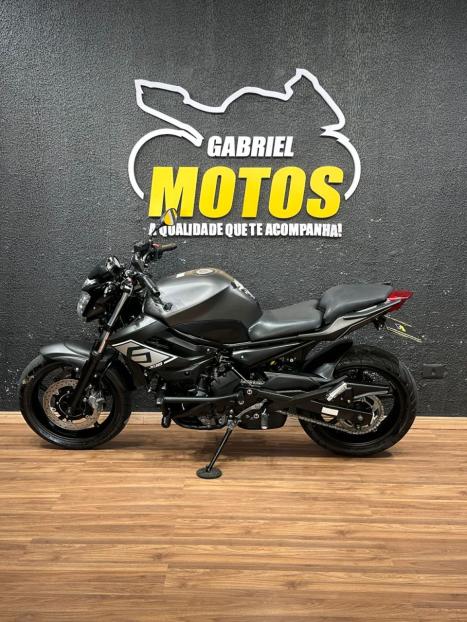 YAMAHA XJ6 600 N, Foto 2