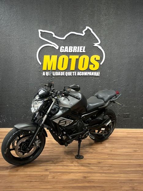 YAMAHA XJ6 600 N, Foto 4