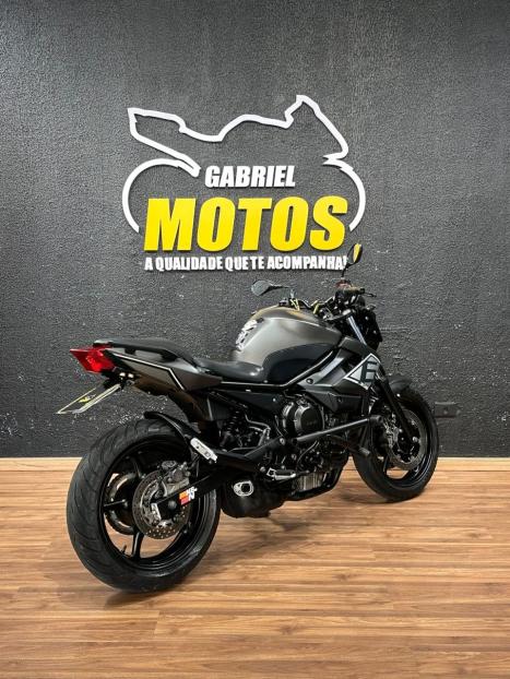 YAMAHA XJ6 600 N, Foto 5