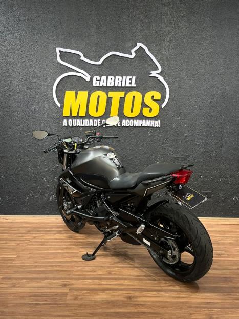 YAMAHA XJ6 600 N, Foto 6