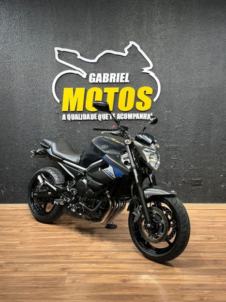 YAMAHA XJ6 600 N, Foto 3