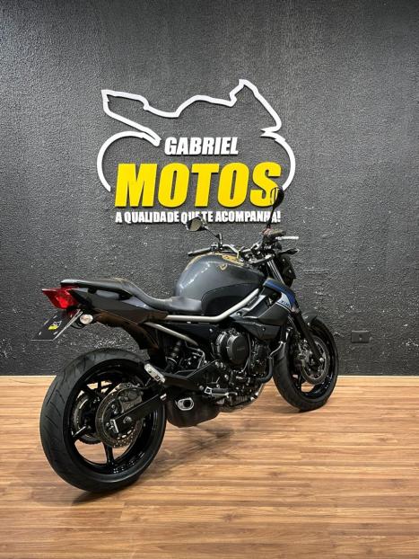 YAMAHA XJ6 600 N, Foto 5
