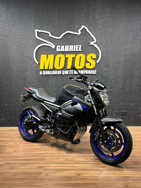 YAMAHA XJ6 600 N, Foto 3