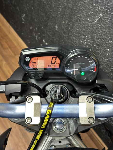 YAMAHA XJ6 600 N, Foto 7