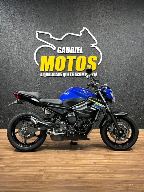 YAMAHA XJ6 600 N, Foto 1
