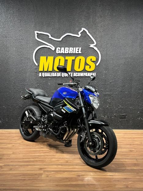 YAMAHA XJ6 600 N, Foto 3