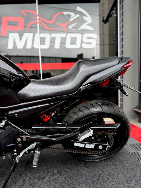 YAMAHA XJ6 600 N, Foto 6