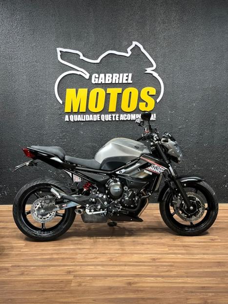 YAMAHA XJ6 600 N, Foto 1