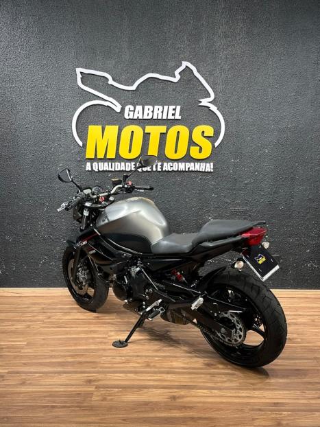 YAMAHA XJ6 600 N, Foto 6