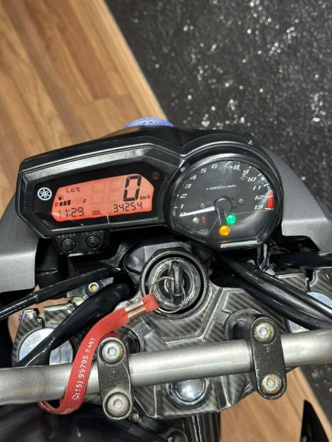 YAMAHA XJ6 600 N, Foto 7