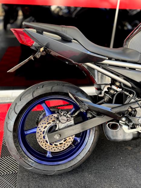 YAMAHA XJ6 600 SP, Foto 2
