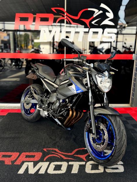 YAMAHA XJ6 600 SP, Foto 6