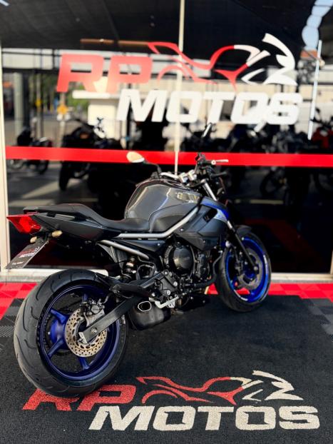 YAMAHA XJ6 600 SP, Foto 9