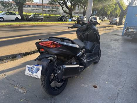 YAMAHA Xmax 250 , Foto 4