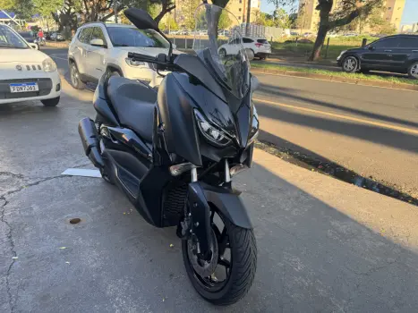 YAMAHA Xmax 250 , Foto 6