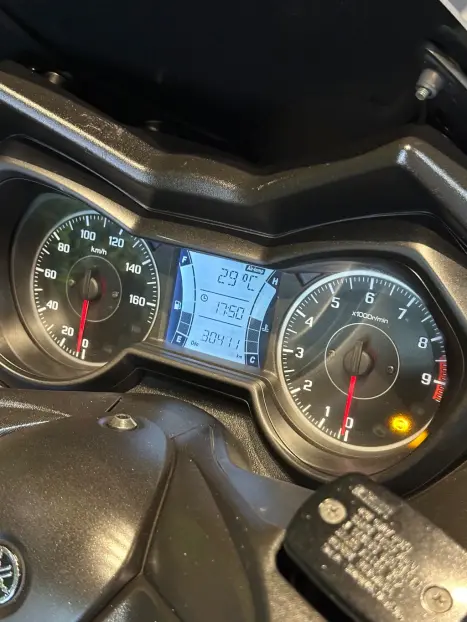 YAMAHA Xmax 250 , Foto 6