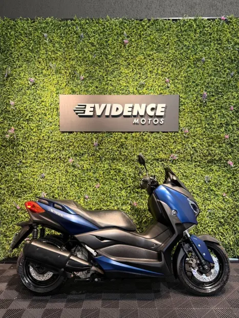 YAMAHA Xmax 250 , Foto 2