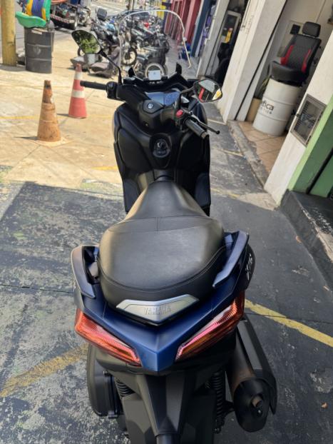 YAMAHA Xmax 250 , Foto 3
