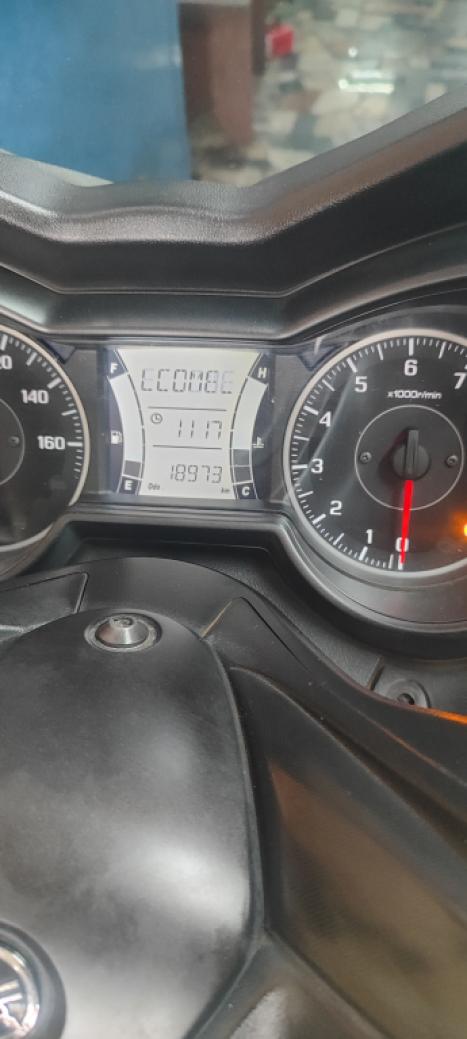 YAMAHA Xmax 250 , Foto 2