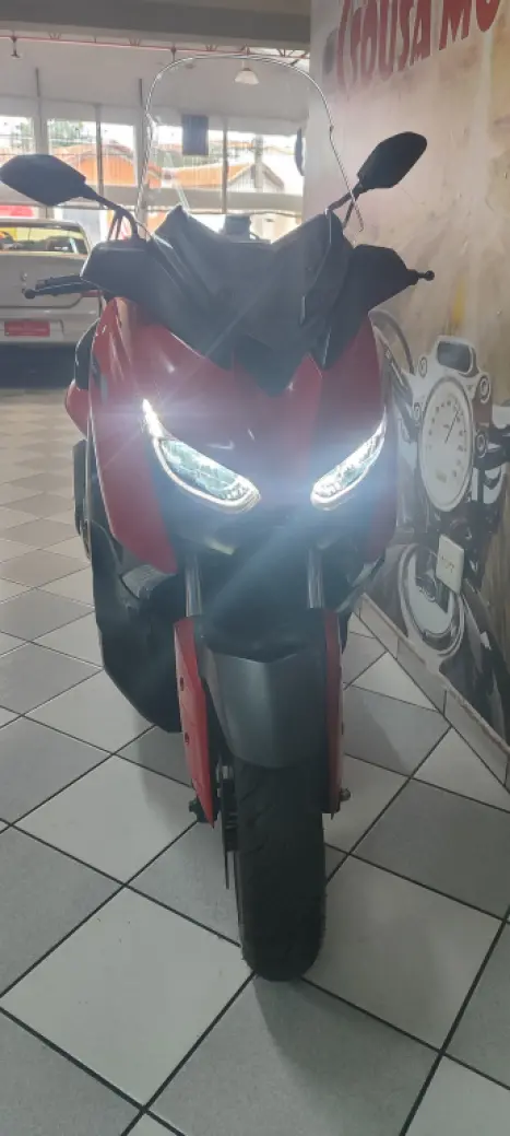 YAMAHA Xmax 250 , Foto 11