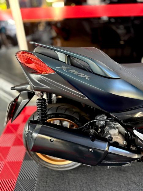 YAMAHA XMax 250 , Foto 2